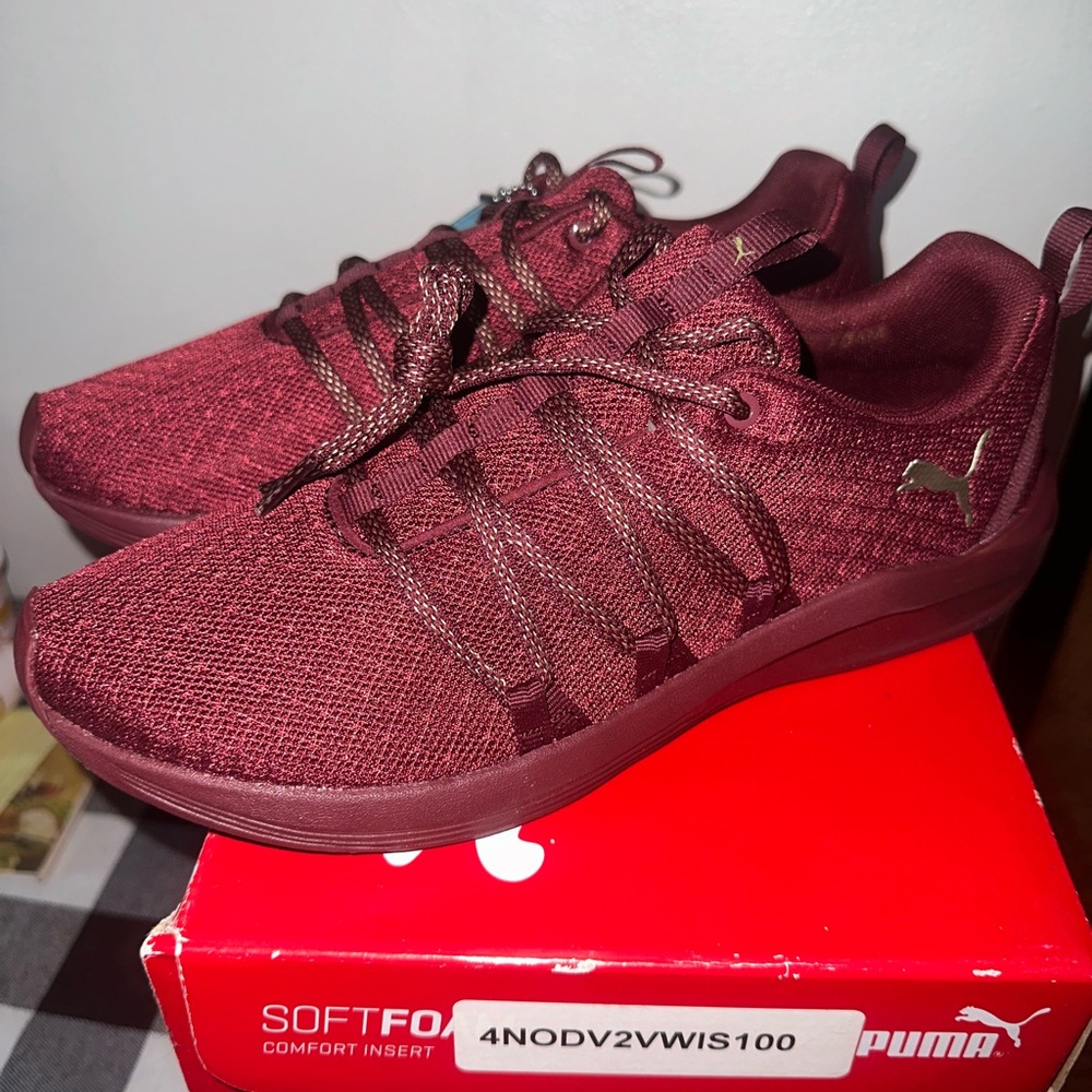 Womens puma Shoes